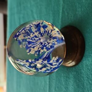 Blue & White Trumpt Flower Paperweight
